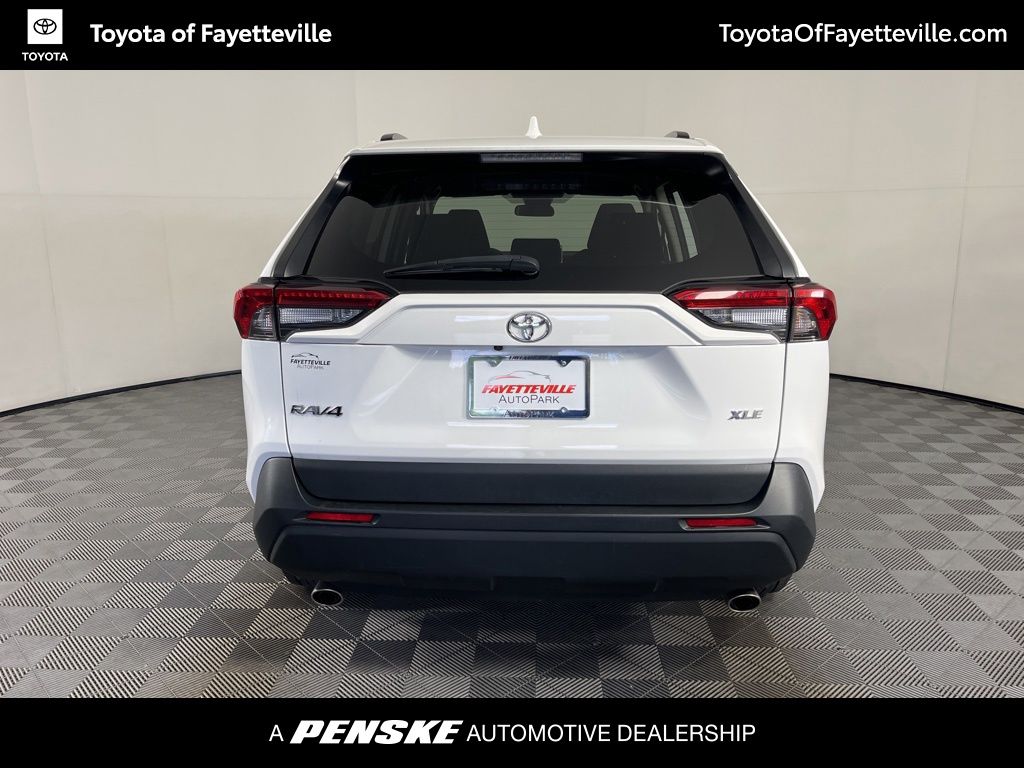 Thumbnail: 2023 Toyota RAV4 - 10
