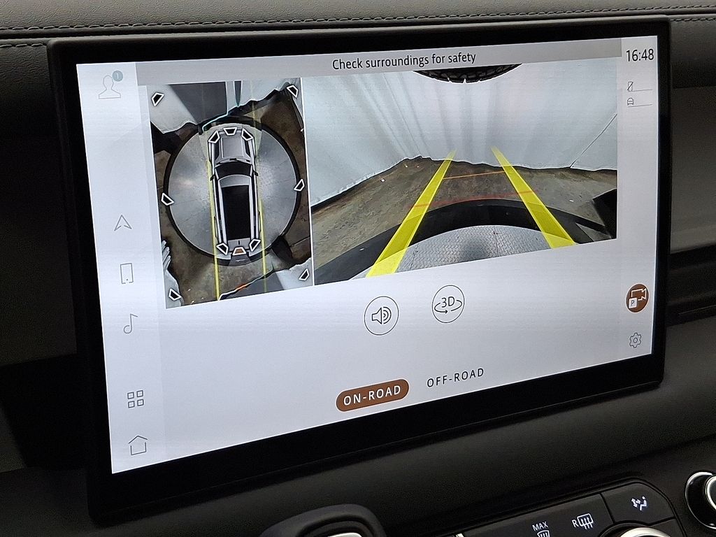 Thumbnail: 2025 Land Rover Defender - 15