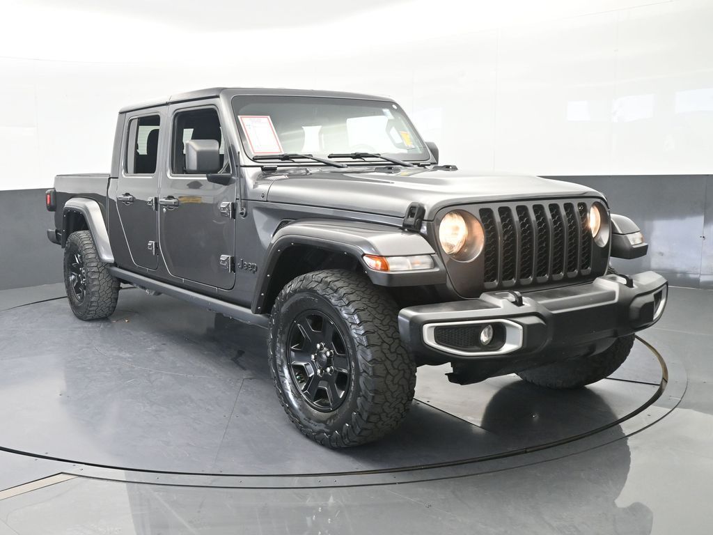 Used 2022 Granite Crystal Metallic Clearcoat Jeep Sport image 9