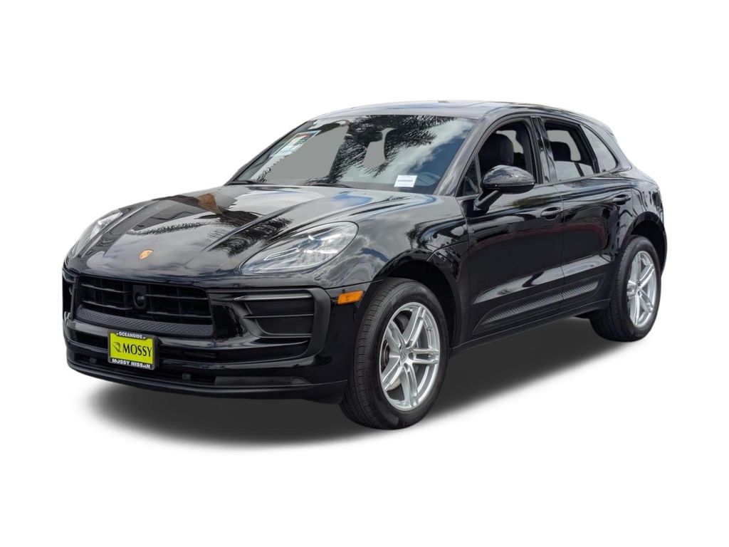 2024 Porsche Macan AWD