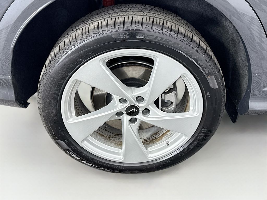 Thumbnail: 2025 Audi Q5 - 32