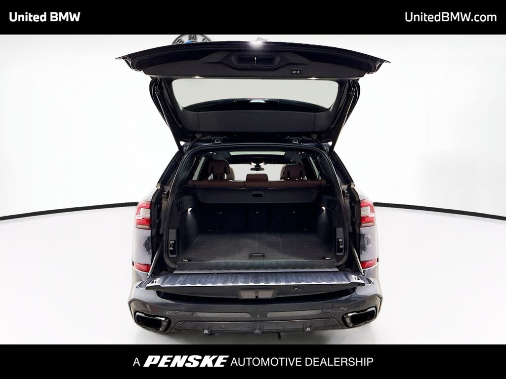 Thumbnail: 2021 BMW X5 - 14