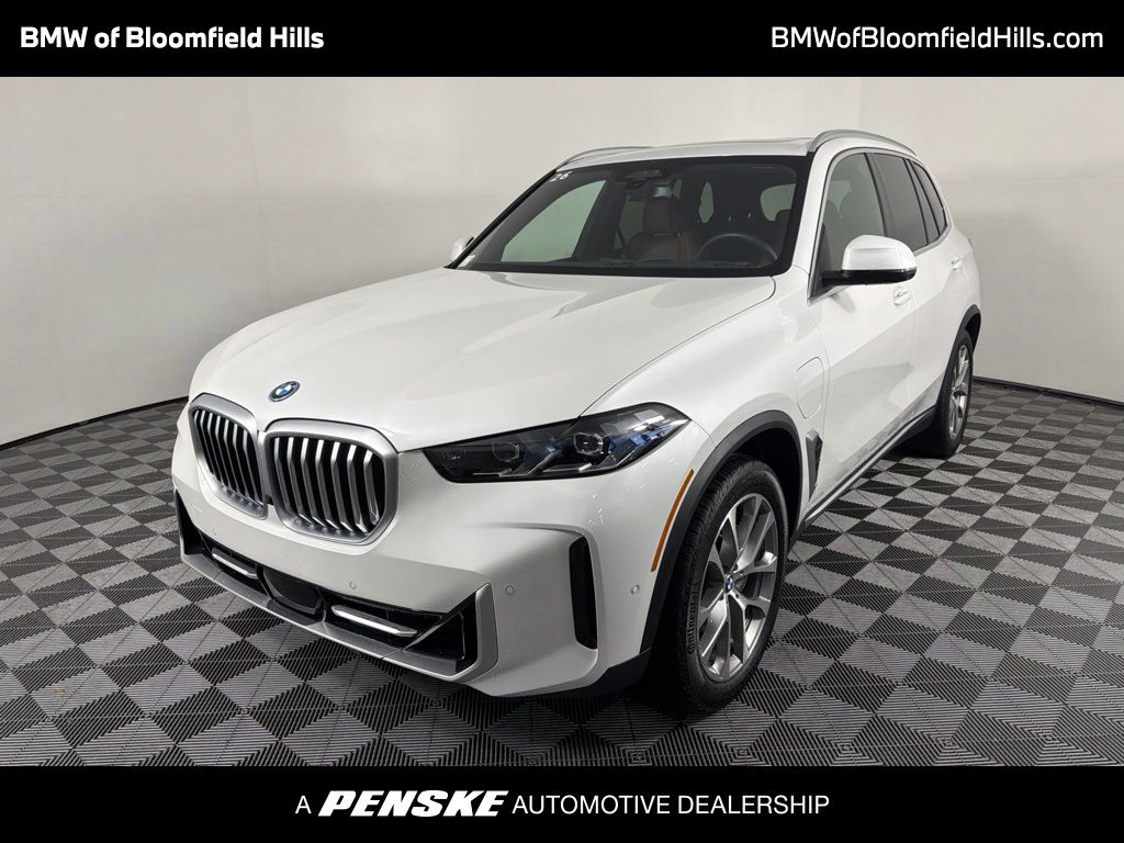 Mineral White Metallic 2026 BMW X5 SUV / Crossover All-Wheel Drive 8-Speed Automatic