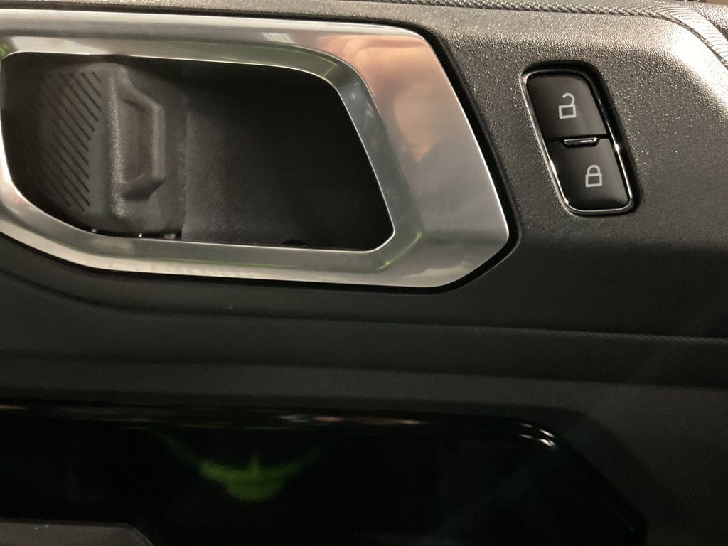 New 2026 Black Ford Base image 9