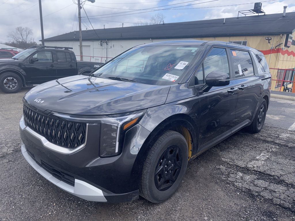 2025 Kia Carnival LXS FWD