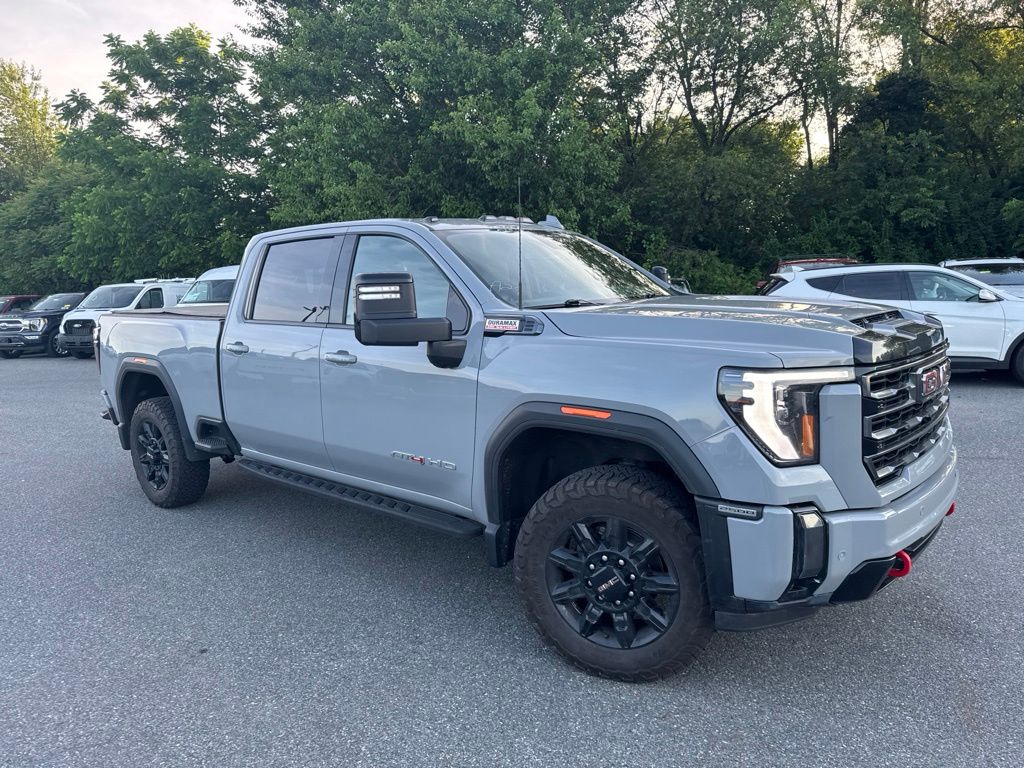 Thunderstorm Gray 2024 GMC Sierra 2500HD AT4 Crew Cab 4WD Pickup Truck Four-Wheel Drive Automatic