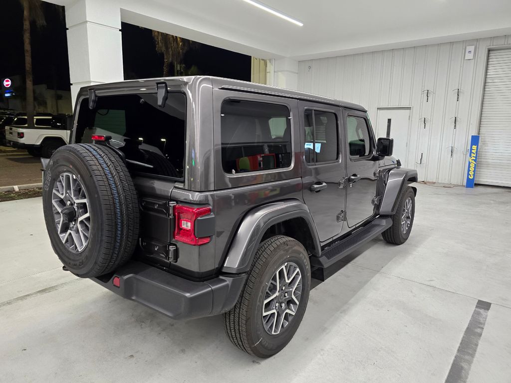 2025 Jeep Wrangler 4-Door Sahara - Photo 6