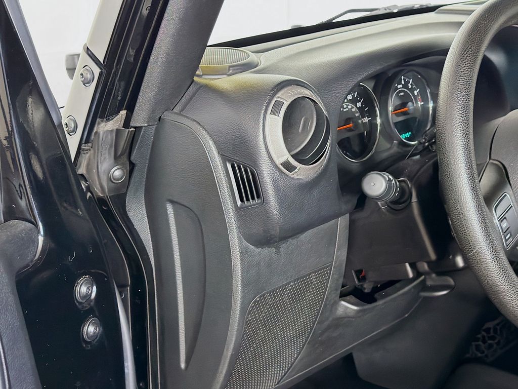 Used 2016 Jeep Wrangler SUV