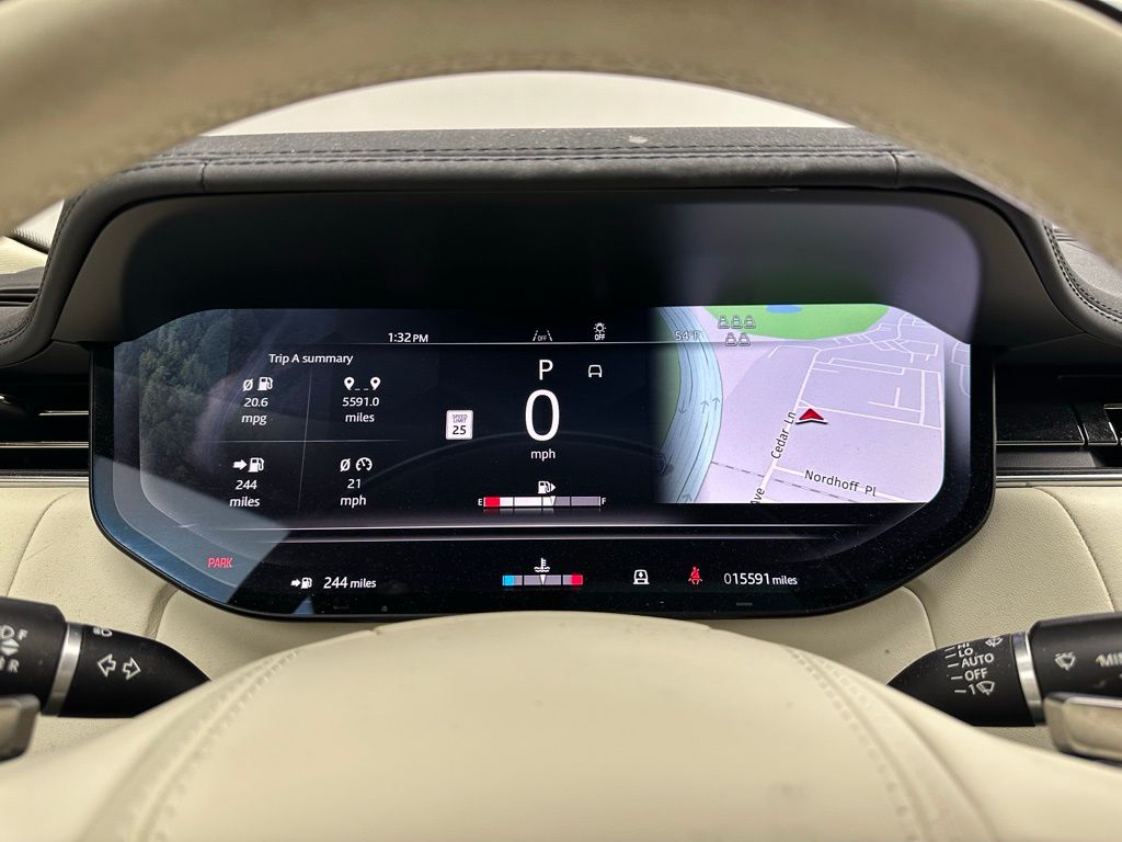 Thumbnail: 2024 Land Rover Range Rover - 13