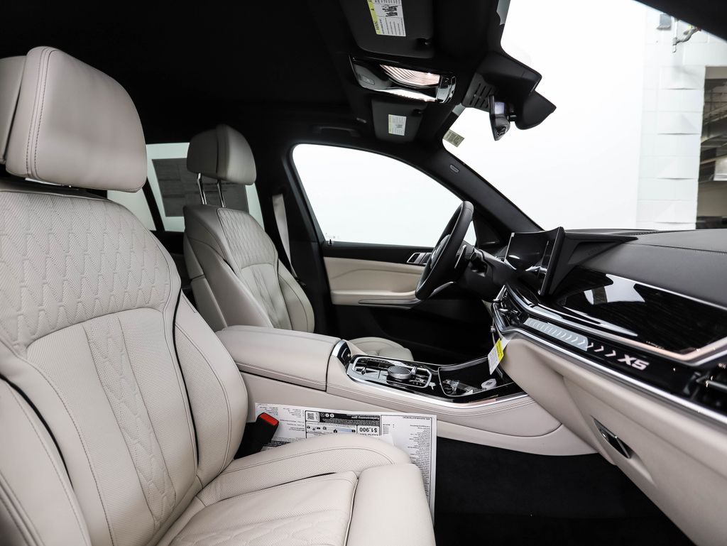 2026 BMW X5 xDrive50e 26