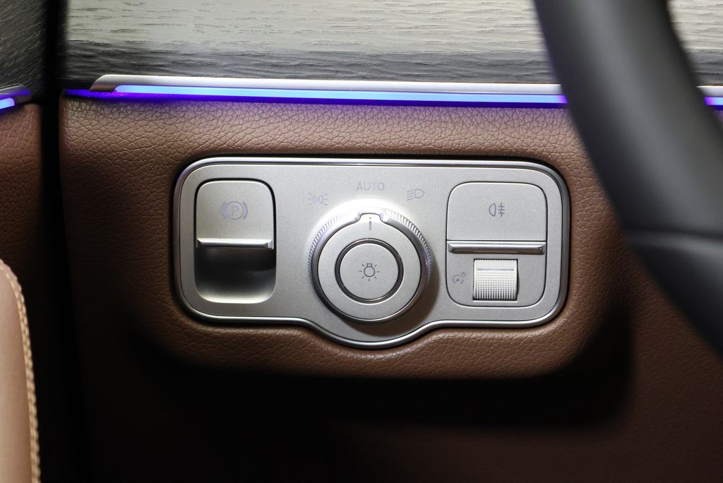 Thumbnail: 2026 Mercedes-Benz GLE - 19