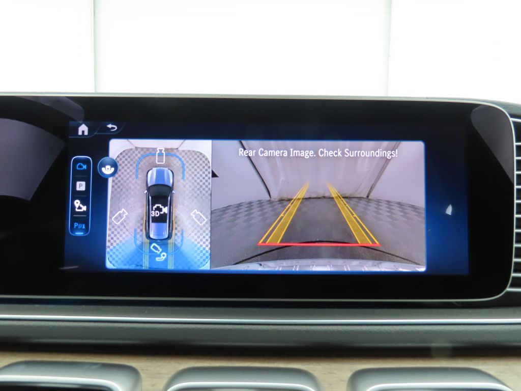 2025 Mercedes-Benz GLS 450 4MATIC 17