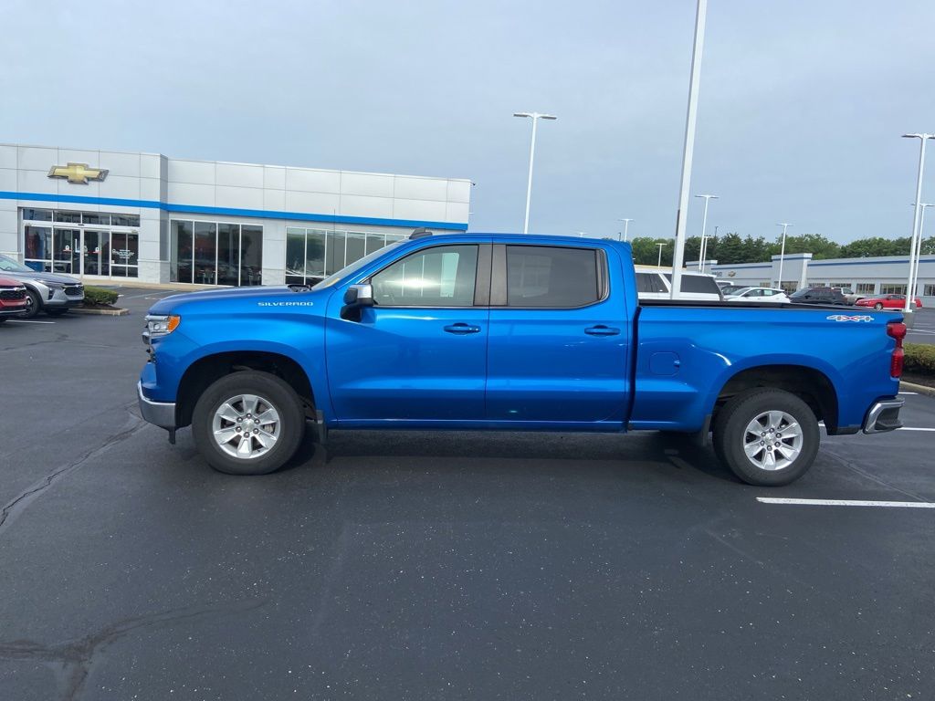 Thumbnail: 2024 Chevrolet Silverado 1500 - 2