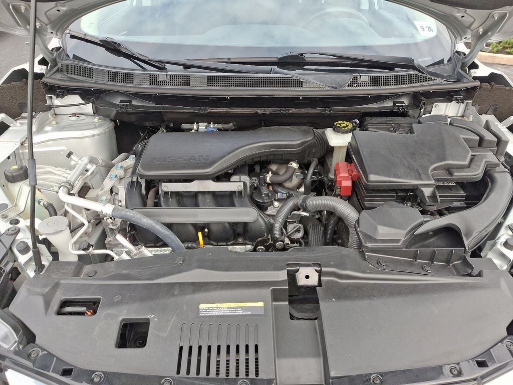 2021 Nissan Rogue Sport SV 28