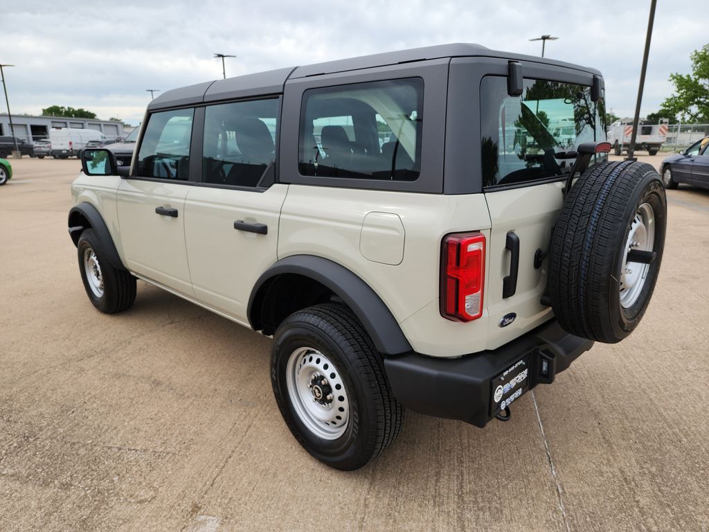 2025 Ford Bronco photo