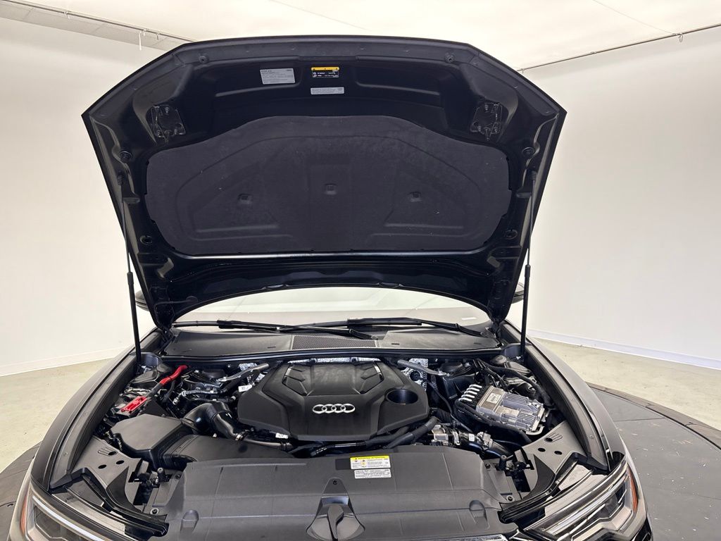 Thumbnail: 2021 Audi A6 - 14