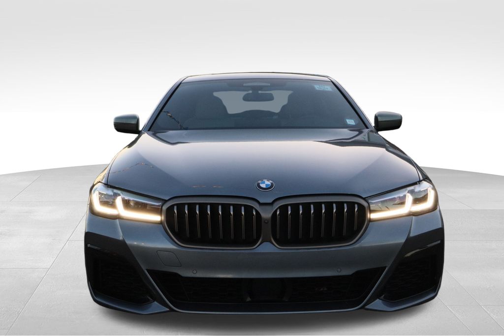 2021 BMW 5 Series M550i xDrive 22