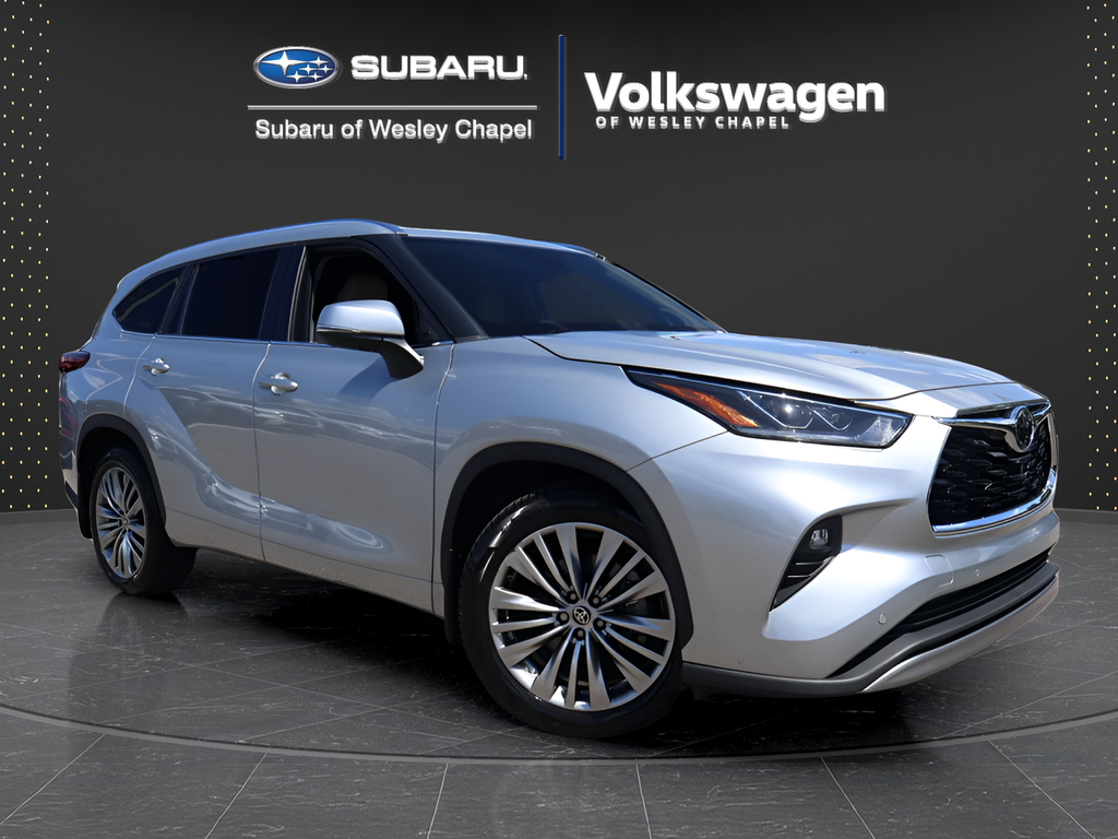 Celestial Silver Metallic 2021 Toyota Highlander SUV / Crossover All-Wheel Drive 8-Speed Automatic