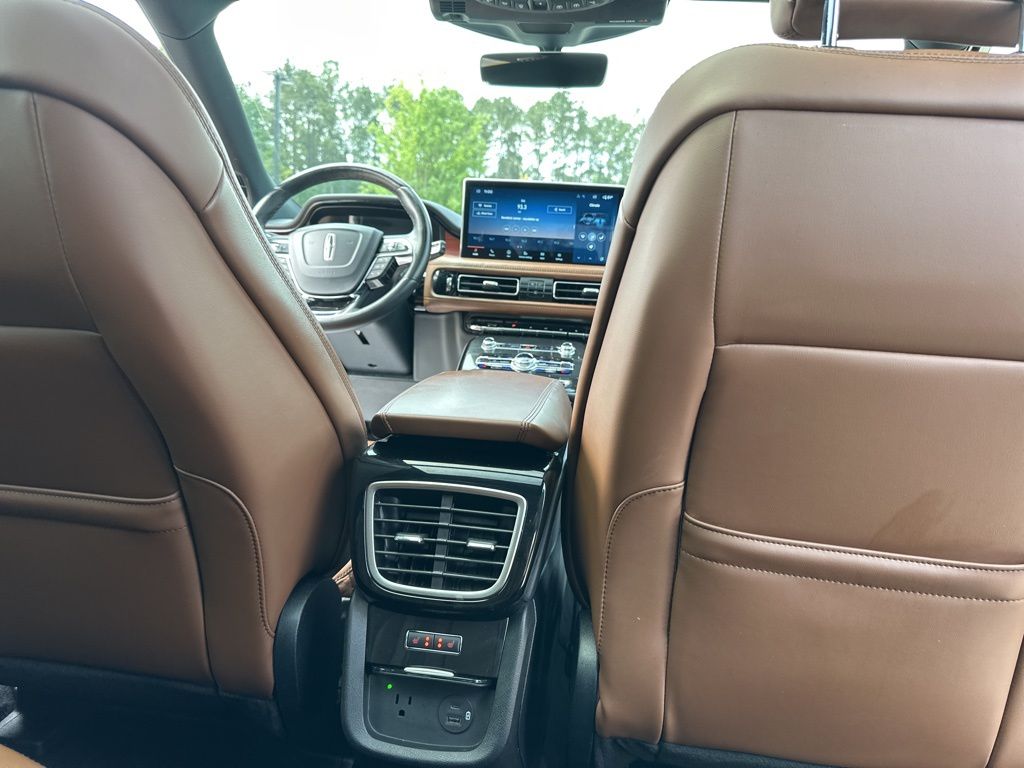 2022 Infinite Black Metallic Clearcoat Lincoln Nautilus Reserve AWD SUV
