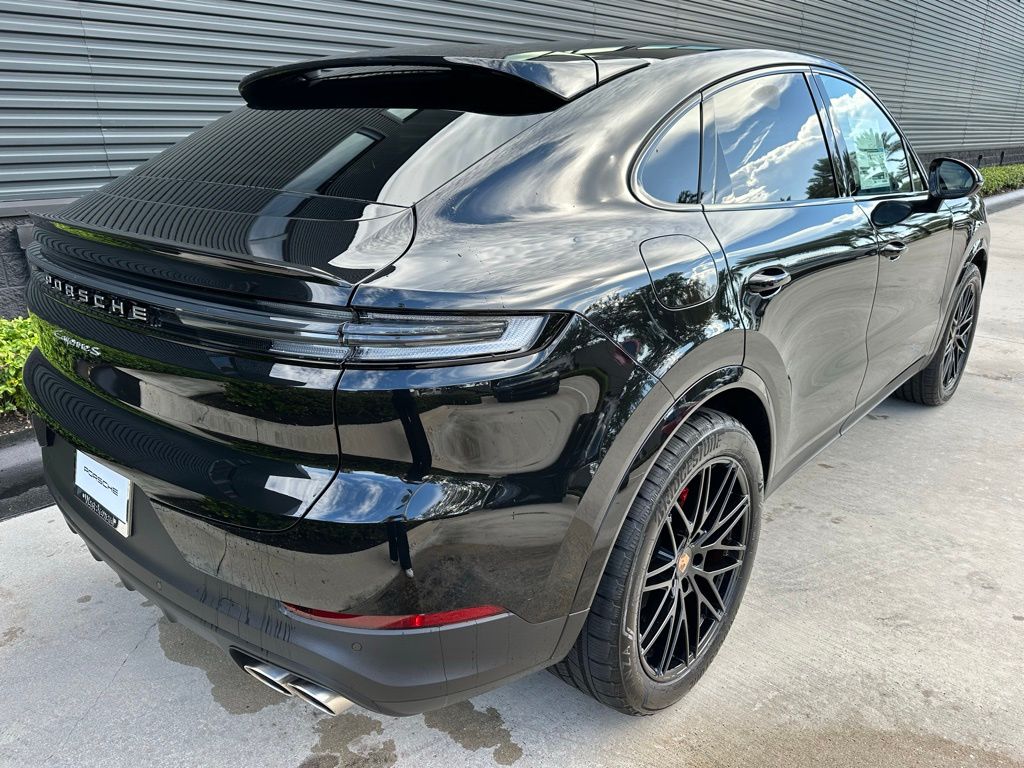 Thumbnail: 2026 Porsche  - 10