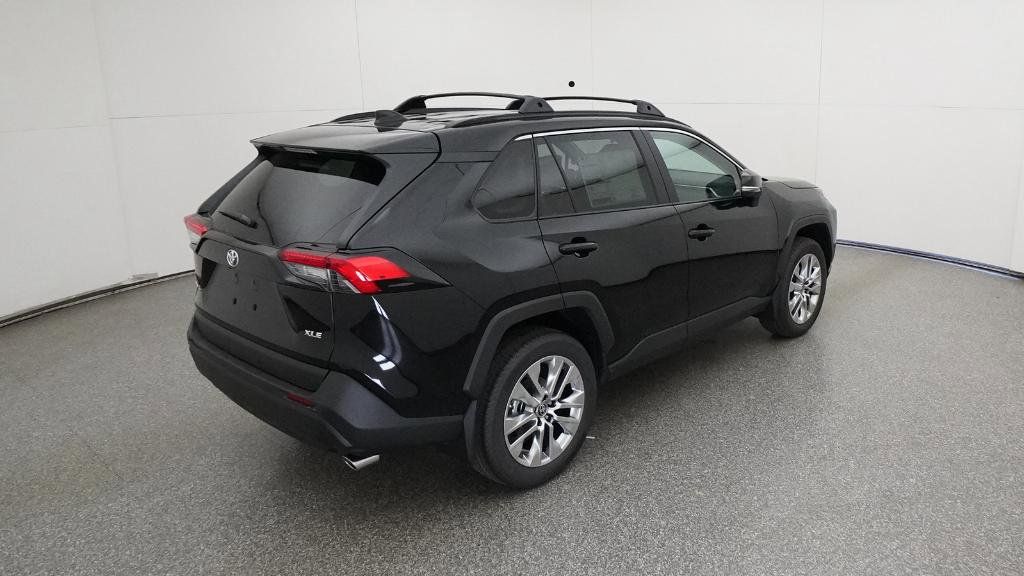 Thumbnail: 2025 Toyota RAV4 - 22