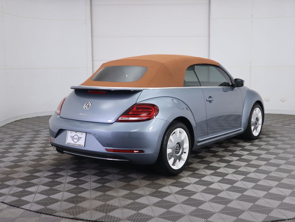 Thumbnail: 2019 Volkswagen Beetle - 13
