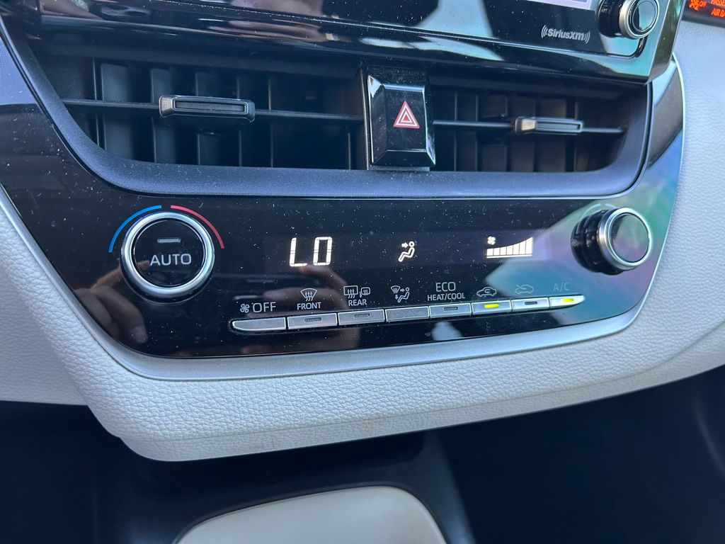 Thumbnail: 2022 Toyota Corolla - 25