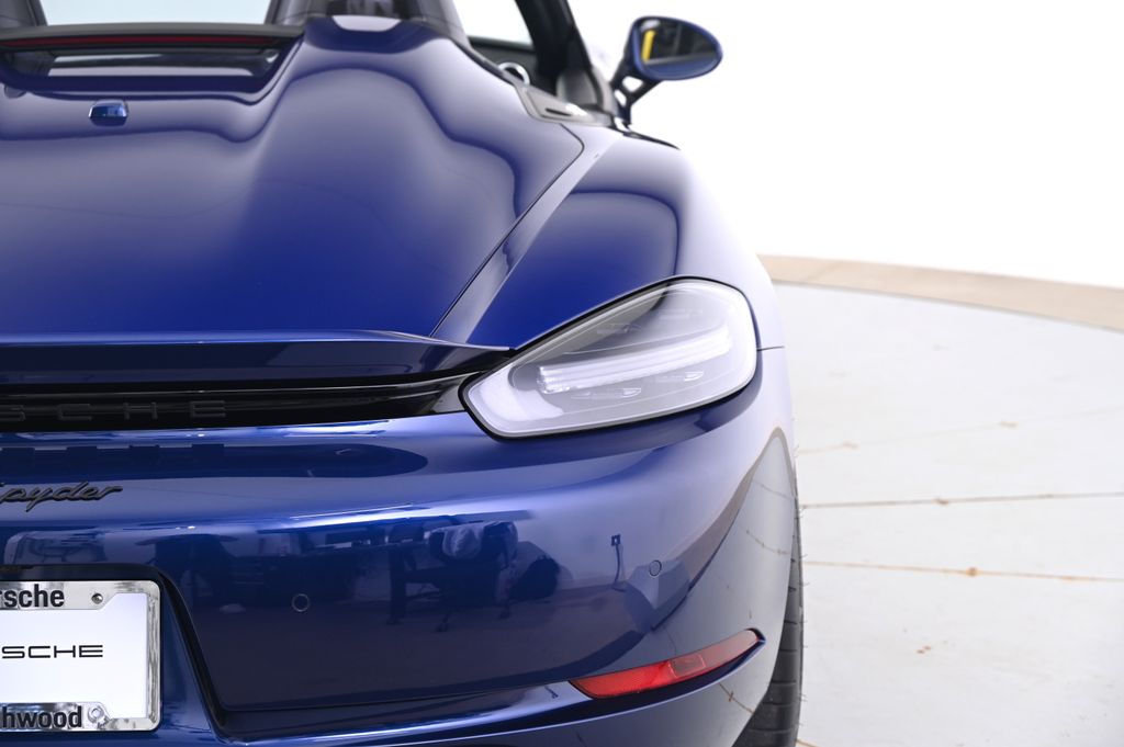 2022 Porsche   19