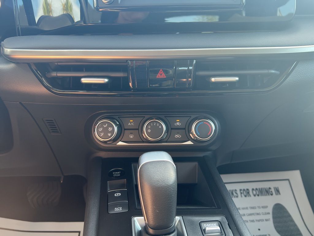 2025 Gun Metallic Nissan Kicks S FWD SUV