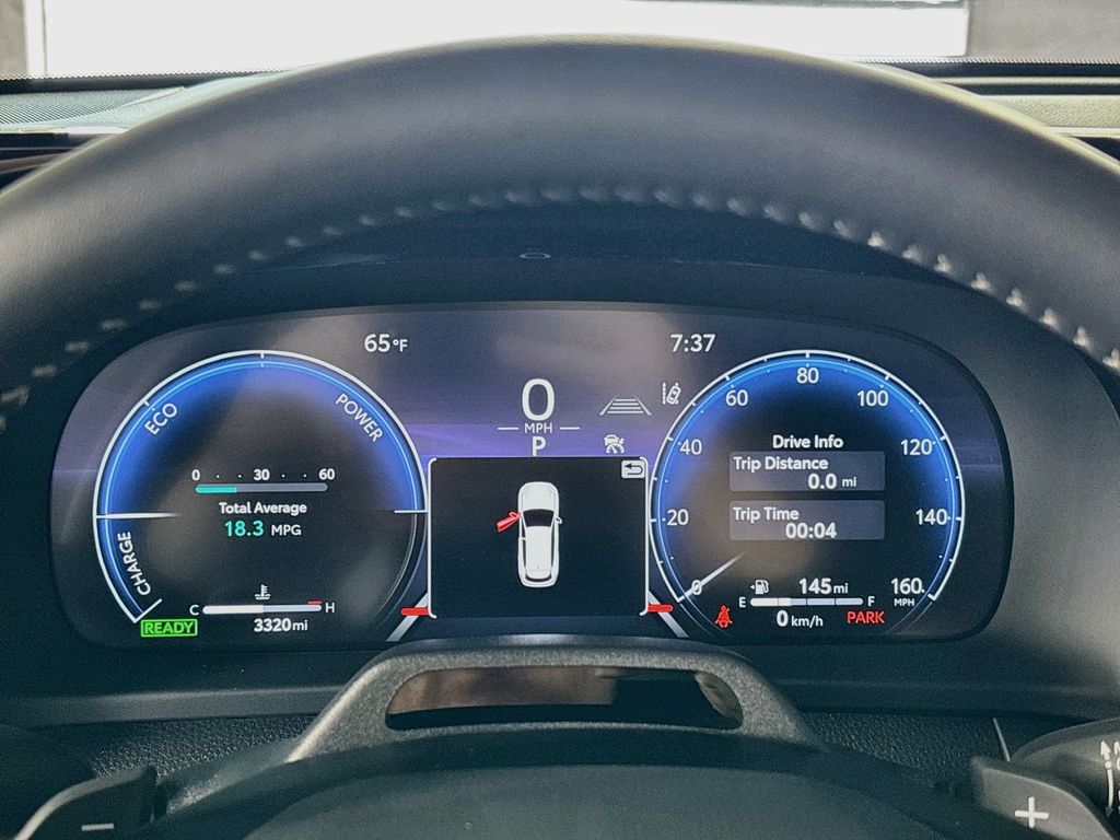 2025 Toyota Crown Signia Limited