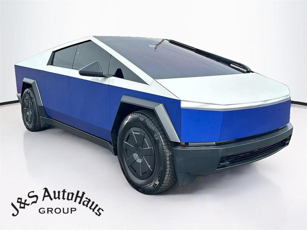 2024 Tesla Cybertruck Crew Cab AWD