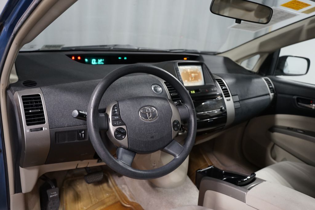 Thumbnail: 2008 Toyota Prius - 7