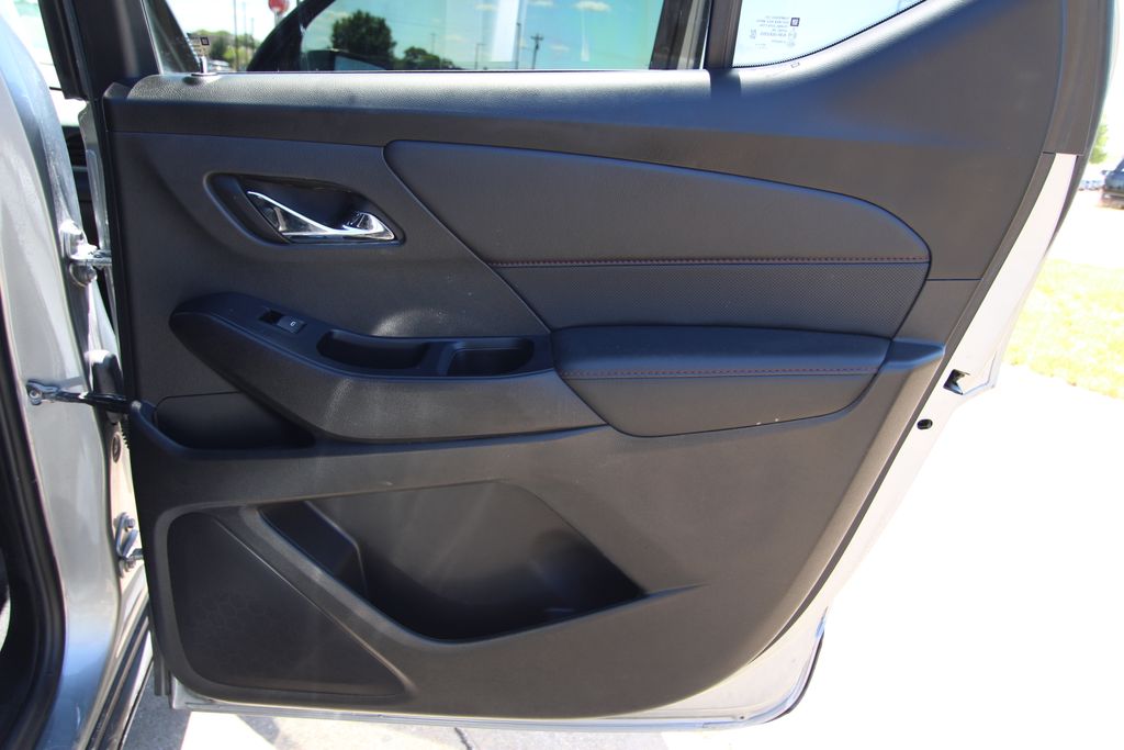 Used 2023 Chevrolet Traverse SUV