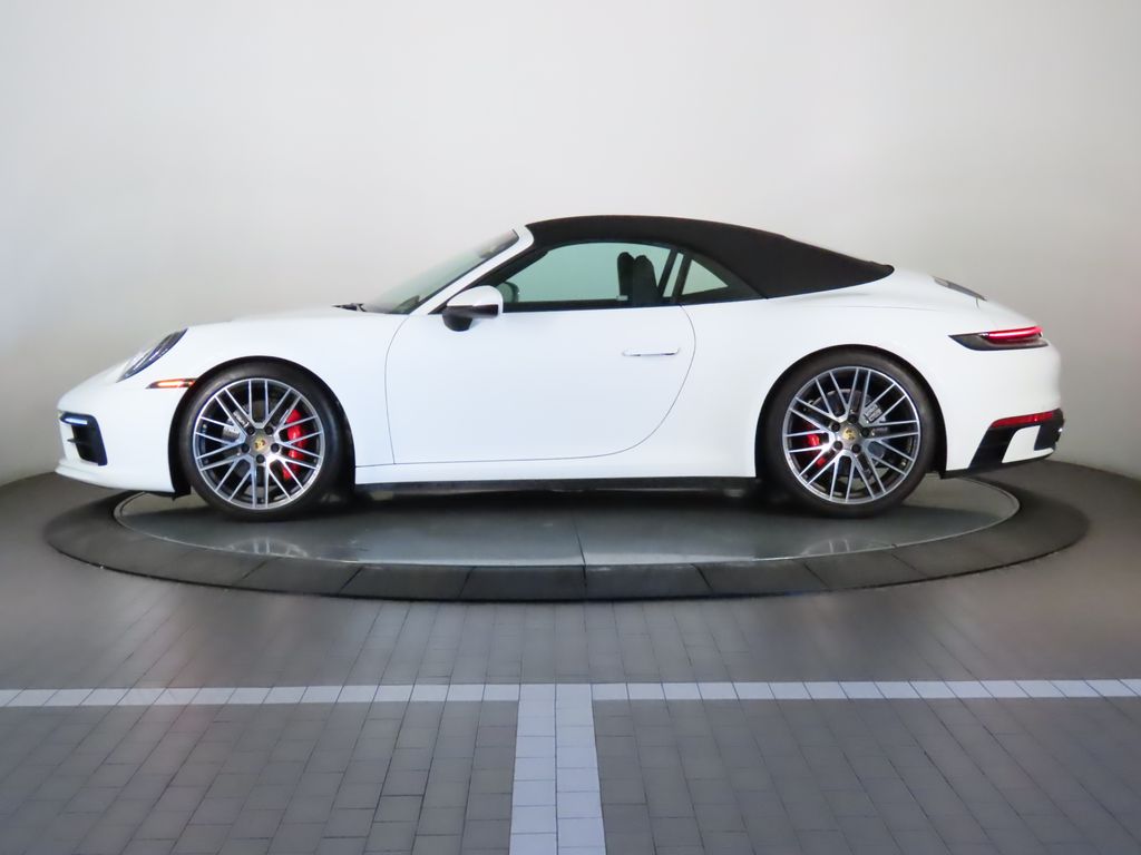 Thumbnail: 2022 Porsche 911 - 2