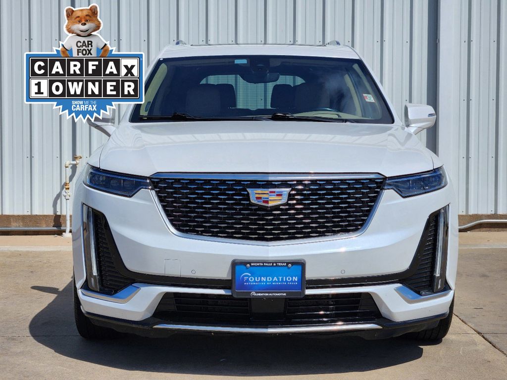 2020 Cadillac XT6 Premium Luxury 2