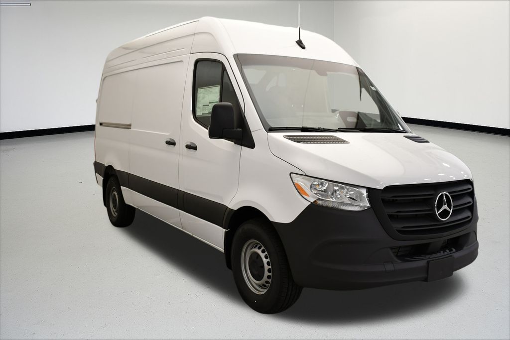 Thumbnail: 2026 Mercedes-Benz Sprinter - 3