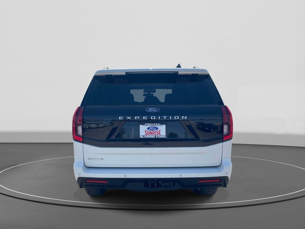 Used 2025 Ford Expedition Active 4D Sport Utility