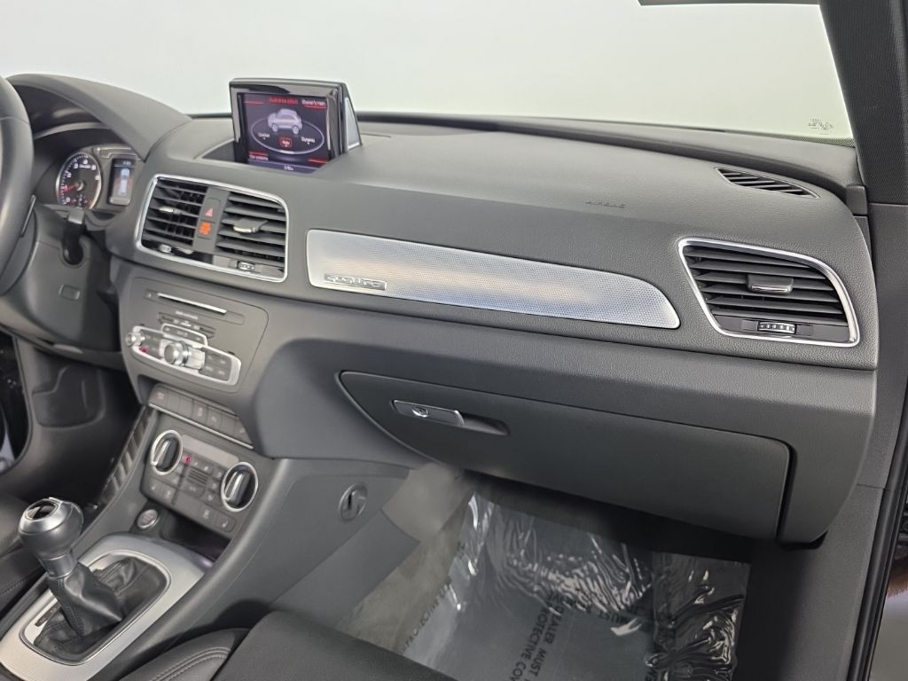 Thumbnail: 2018 Audi Q3 - 14