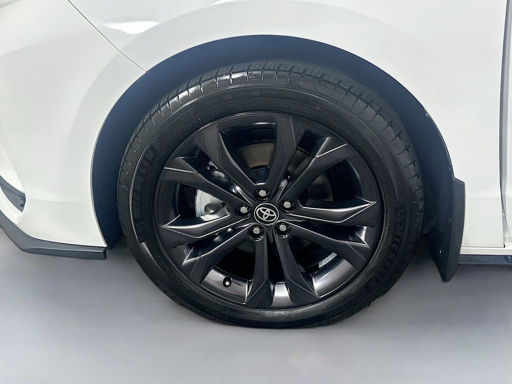 Thumbnail: 2026 Toyota Sienna - 32