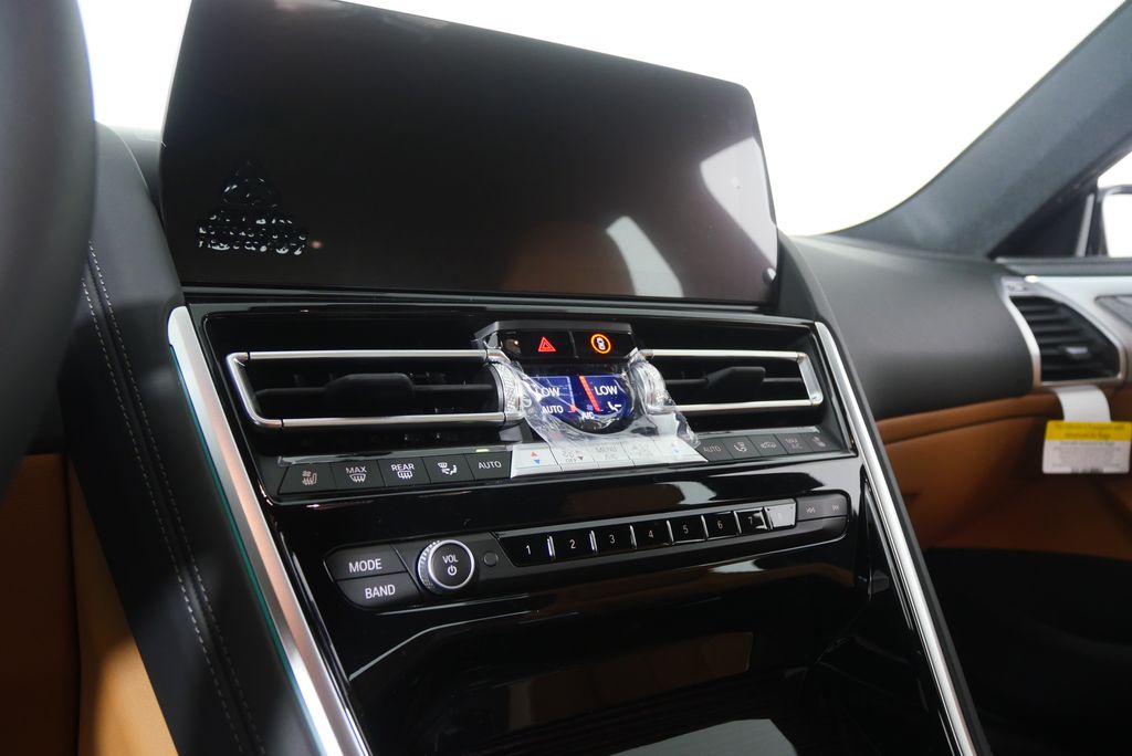 Thumbnail: 2026 BMW 8 Series - 22