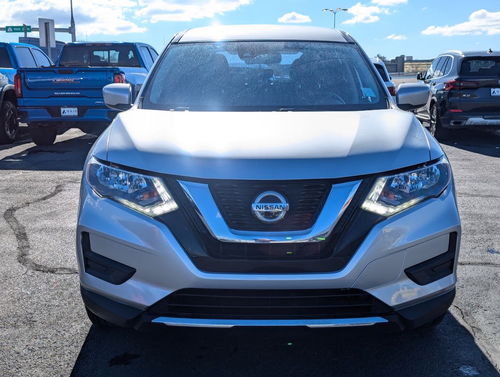 2020 Nissan Rogue S 10