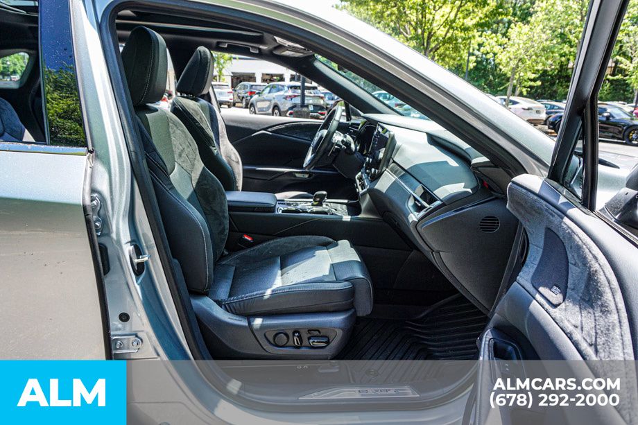 Used 2023 Silver Lexus 350 Luxury image 22