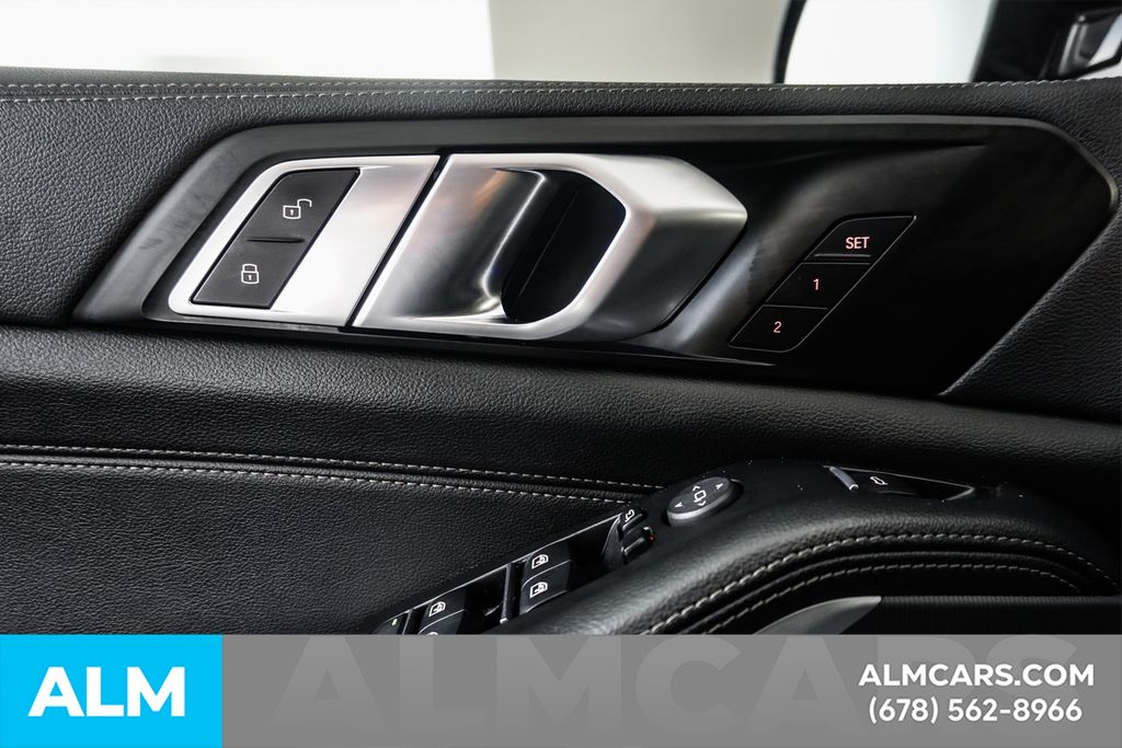 Used 2022 Blue BMW xDrive40i image 52