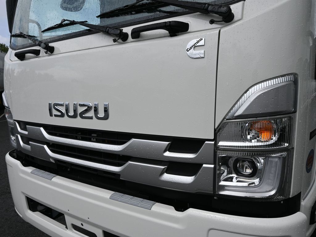 2025 Isuzu FTR 