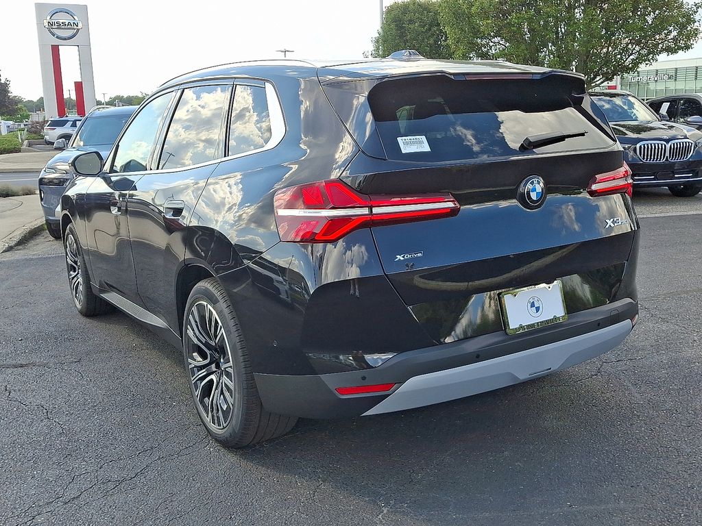 Thumbnail: 2026 BMW X3 - 3