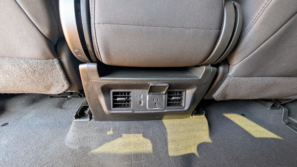 Used 2022 Chevrolet Silverado 1500 LT 4D Crew Cab