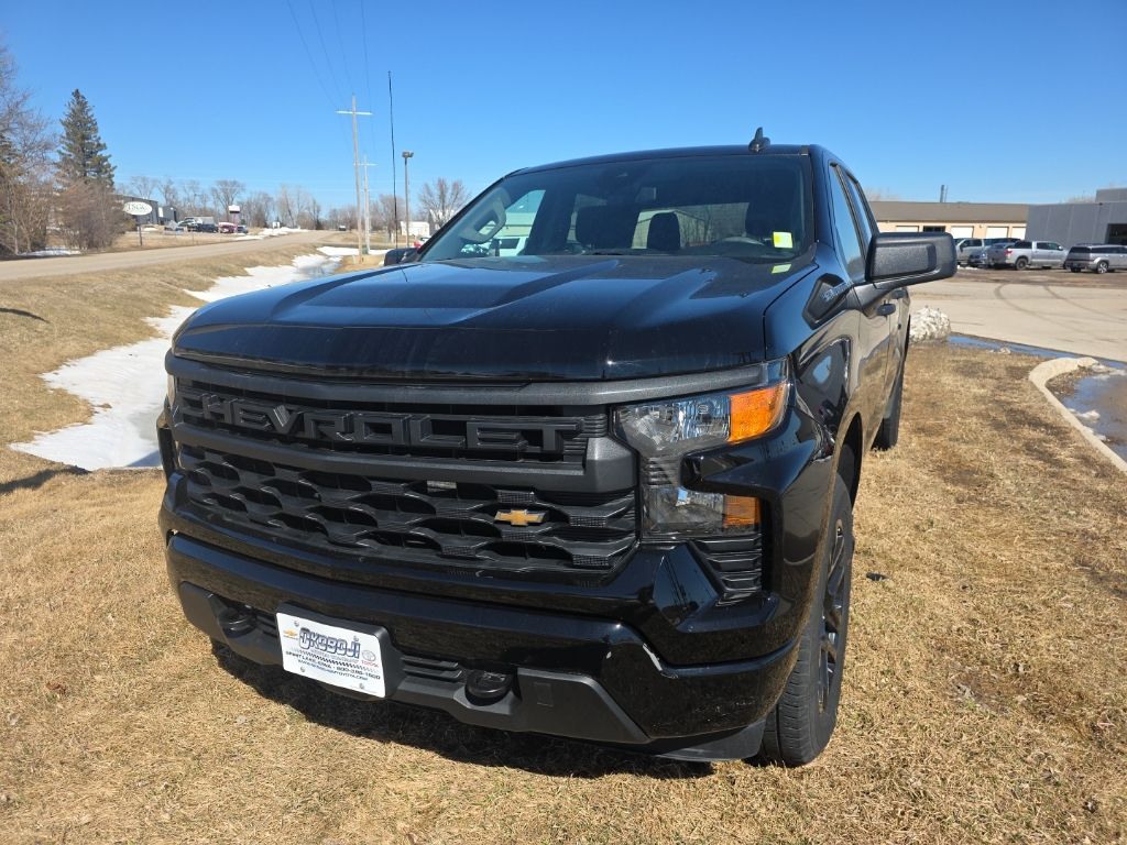 2023 Chevrolet Silverado 1500 Custom Crew Cab 4WD