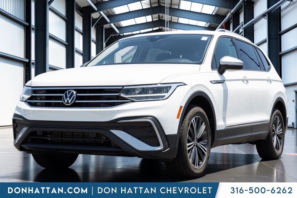 White 2024 Volkswagen Tiguan SUV / Crossover Front-Wheel Drive 8-Speed Automatic