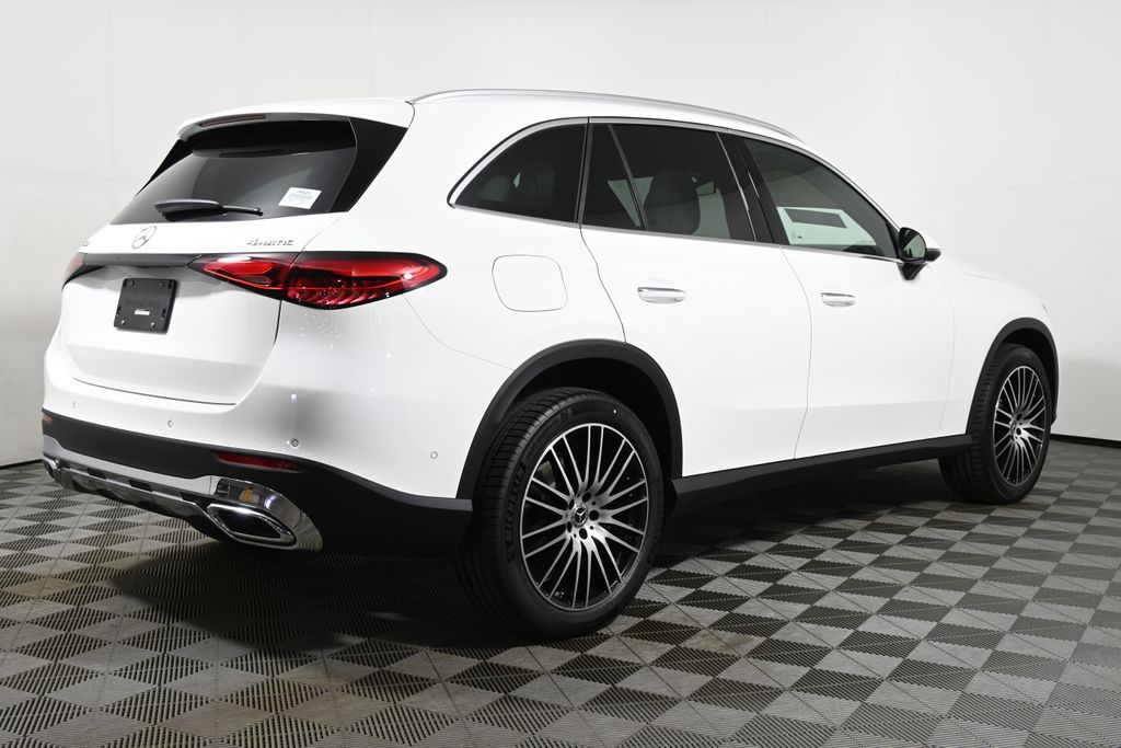 Thumbnail: 2025 Mercedes-Benz GLC - 7