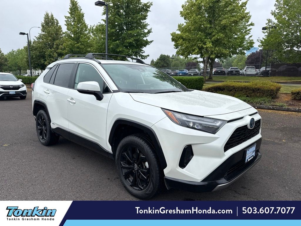 White (Blizzard Pearl) 2022 Toyota RAV4 Hybrid SUV / Crossover All-Wheel Drive Continuously Variable Transmission